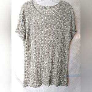 Clio Gray Stretchy Knit Top Floral Lacy Look Casual Chic Size Large Chest 38"